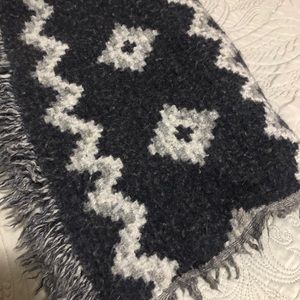 Aritzia Wilfred Blanket Wool Scarf